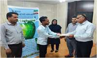 تقدیر مدیر شبکه  بهداشت و درمان شهرستان رودان  از خبرنگار حوزه سلامت . 